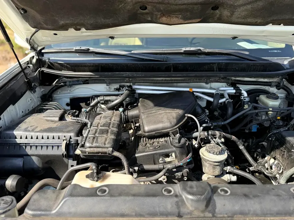 Toyota prado // Gcc space // V4 // down types // Good conditions - Image 6