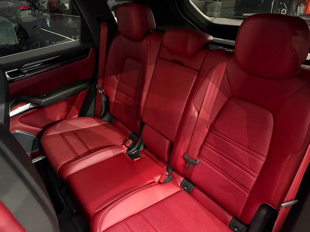 Cayenne Turbo | From AED 4,801/mo | Up to 3Y Warranty and Service Contract Options - Image 17