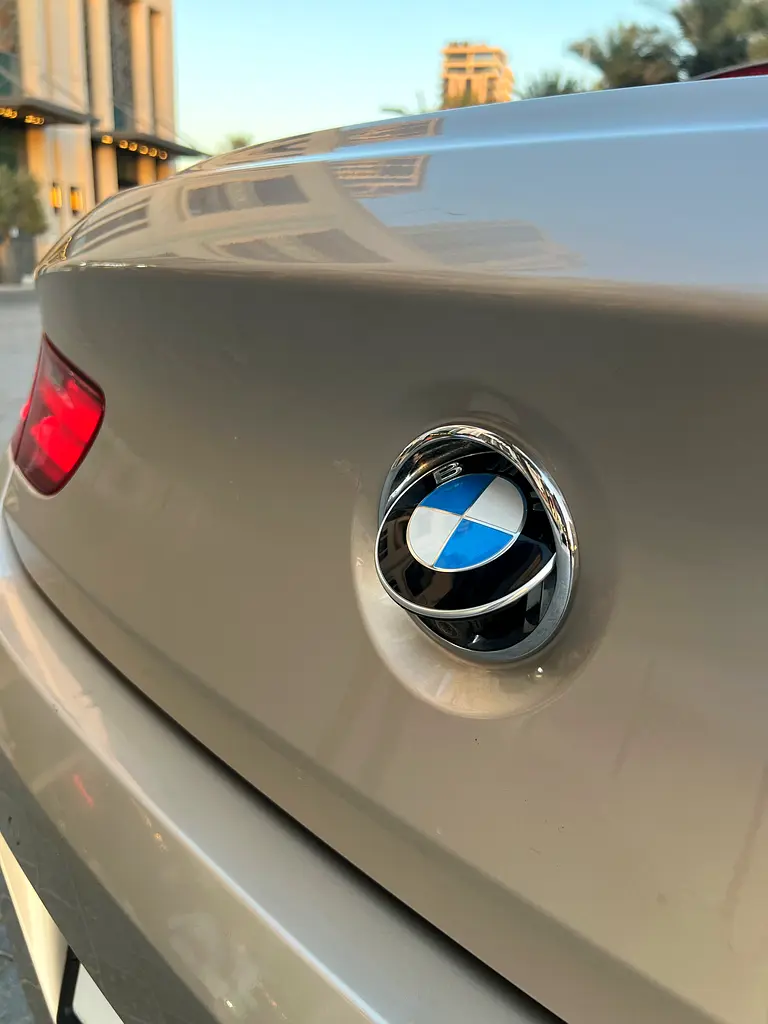 BMW 6-Series 650i Gran Coupe 2014 | GCC Specs | V8 TwinPower Turbo - Image 17
