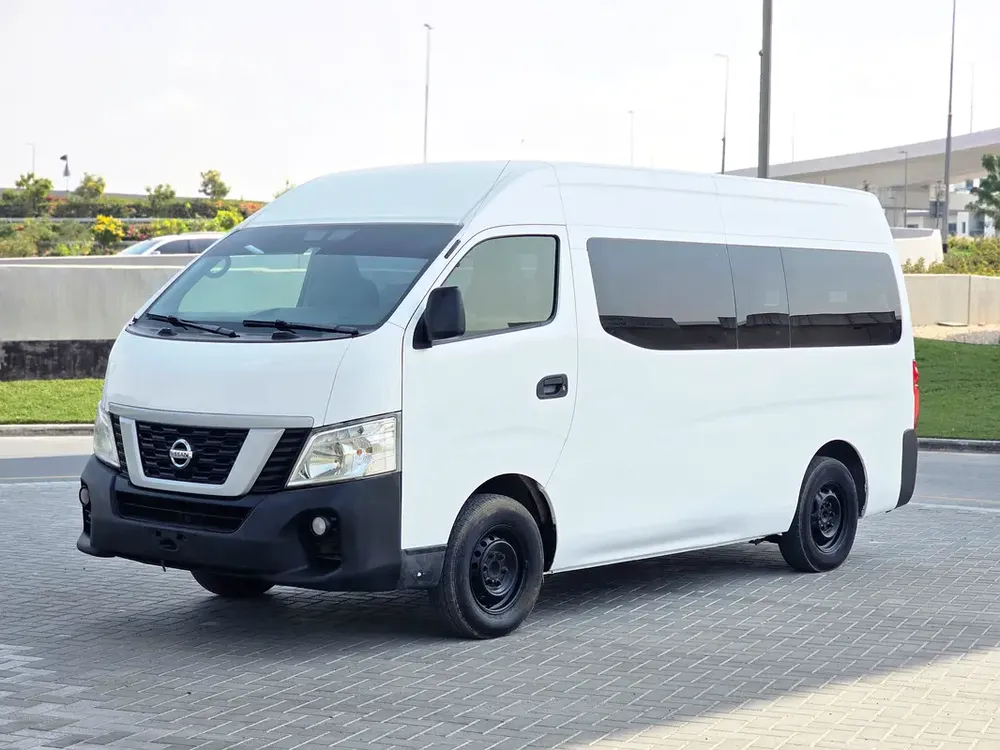 Nissan Urvan NV350 2019 - GCC Specs - VIP sets - Image 9