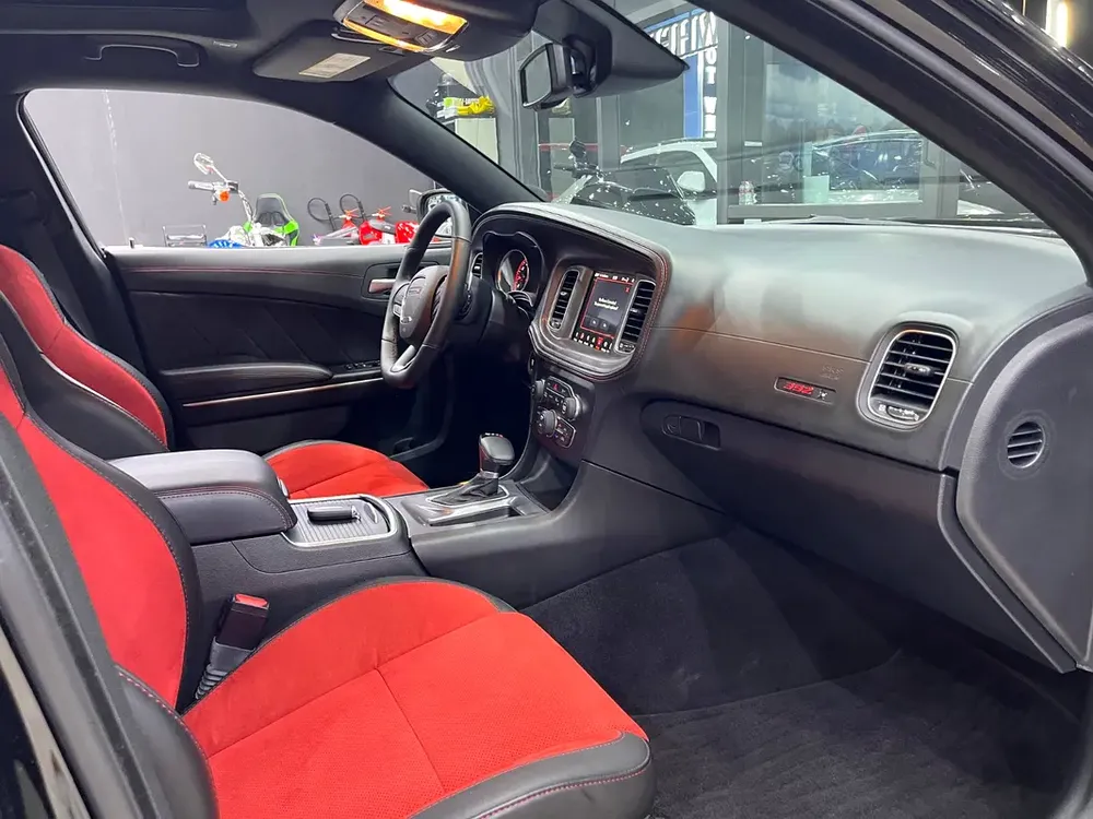 DODGE CHARGER SRT SCAT PACK 6.4 2023 NEW 400KM ONLY - Image 9