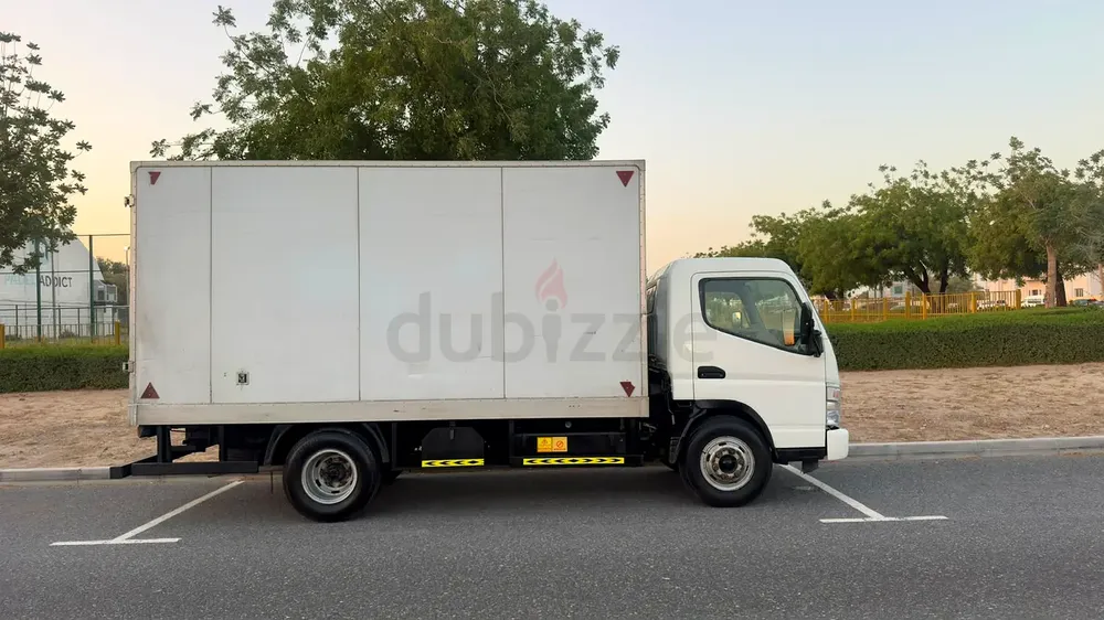 Mitsubishi Canter 2015 (14ft) - Image 8