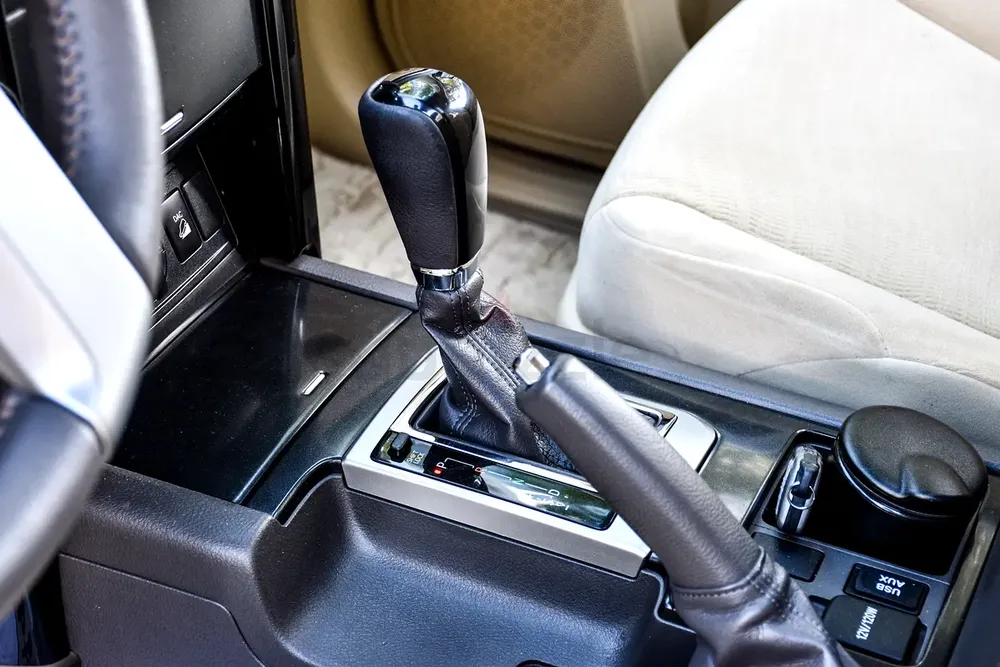 Toyota Prado GXR 2016 GCC in Excellent Condition - Image 15