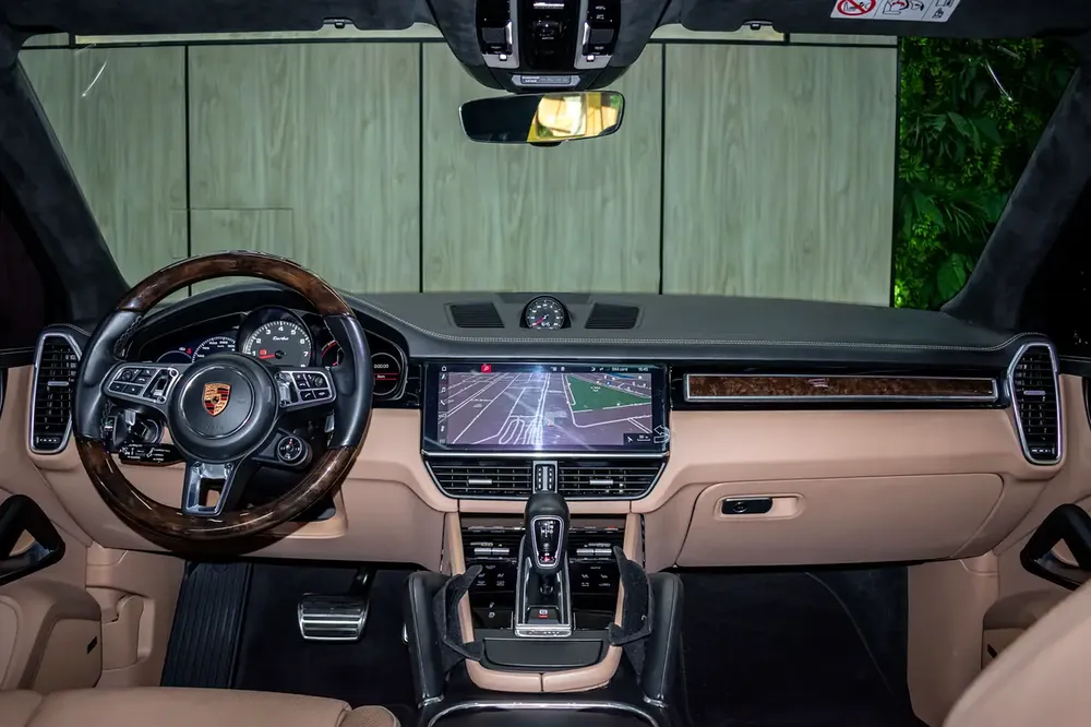 2018 Porsche Cayenne Turbo (full option with warranty, zero accident) - Image 7
