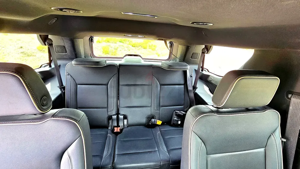 GMC Yoken SLT 5.3L V8,Full Service,One Owner, 8 seats - Image 20