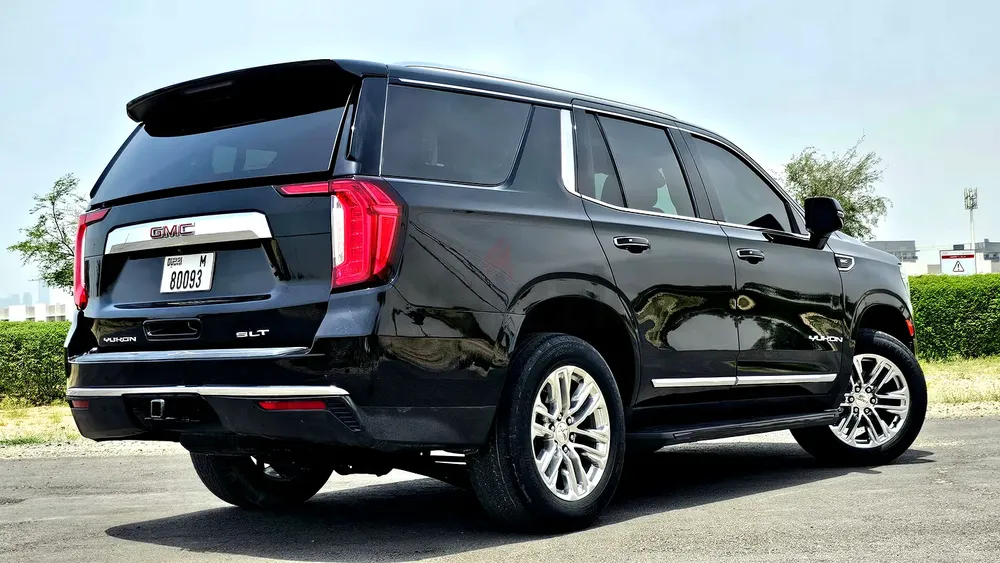 GMC Yoken SLT 5.3L V8,Full Service,One Owner, 8 seats - Image 9