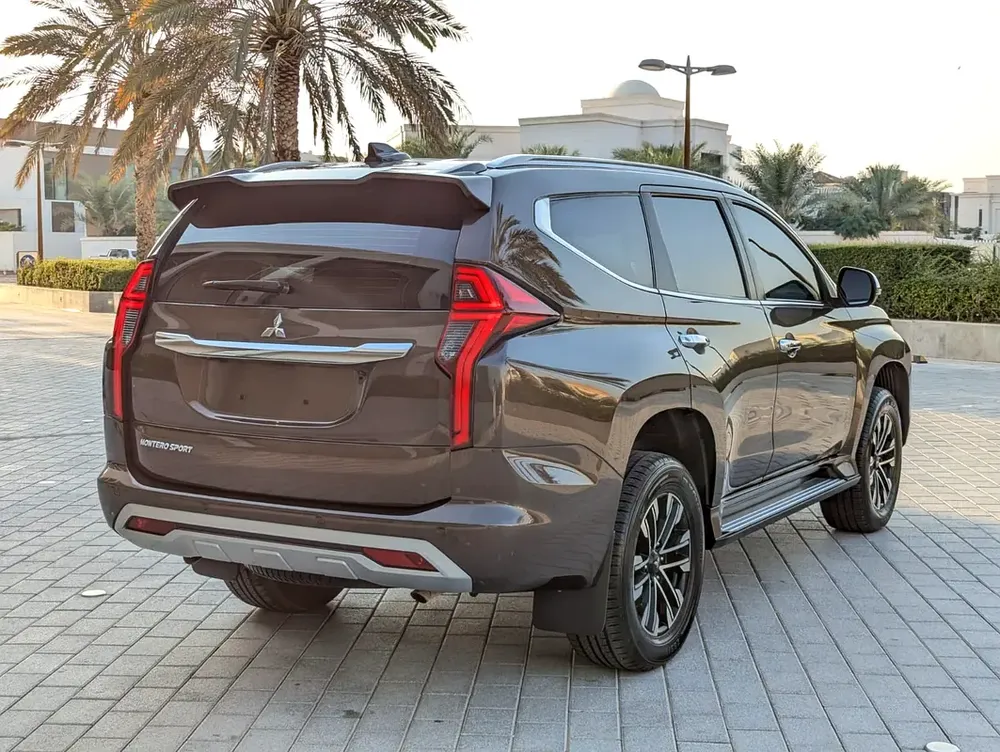 MITSUBISHI MONTERO SPORT 2021 GLS TOP LINE FULL OPTION GCC IN EXCELLENT CONDITION - Image 15