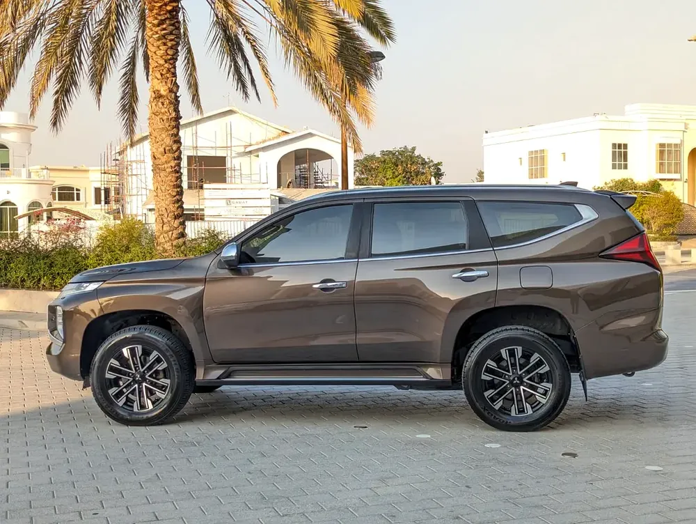 MITSUBISHI MONTERO SPORT 2021 GLS TOP LINE FULL OPTION GCC IN EXCELLENT CONDITION - Image 17
