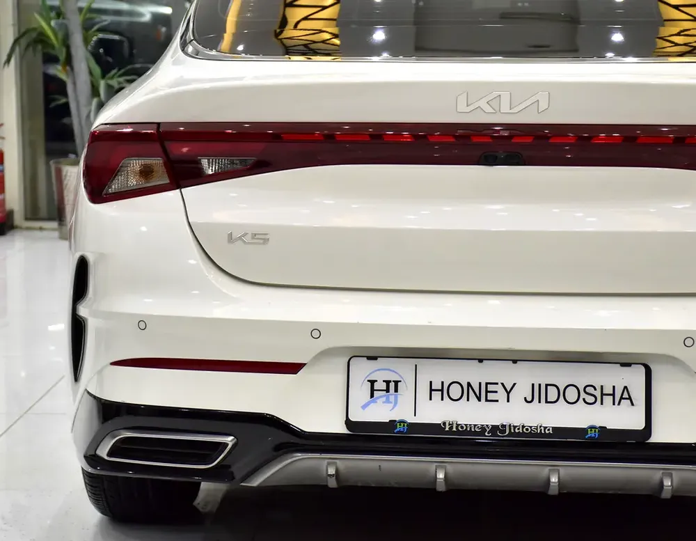 AED 1,309 EMi at 0% DP | KIA K5 ( 2023 Model ) in White Color GCC Specs - Image 8