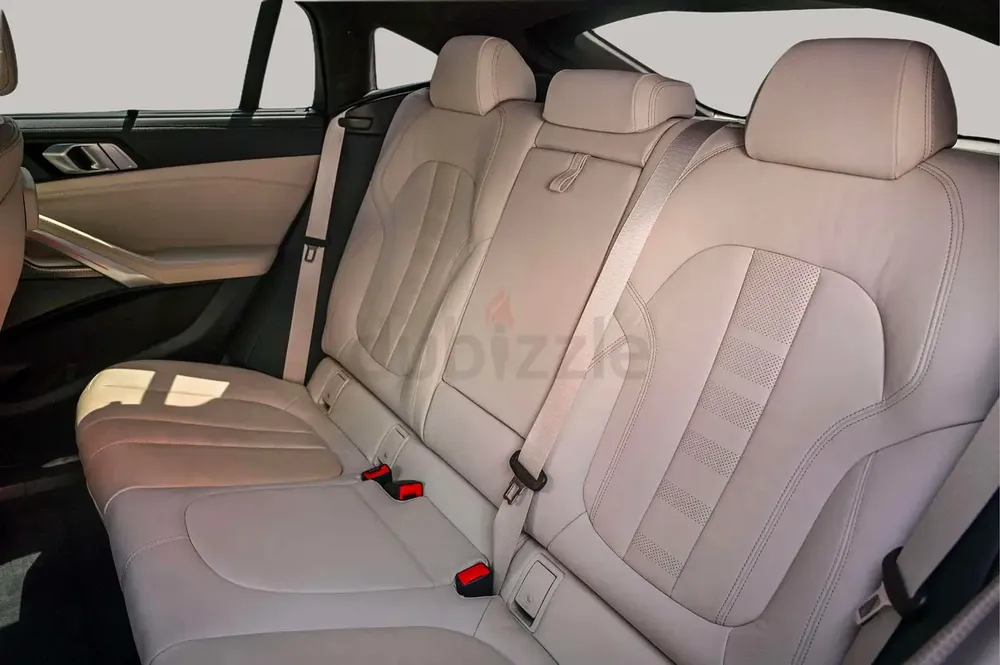 AED 3024/month | 2020 BMW X6 M50i | GCC Specs | Ref#470752 - Image 13