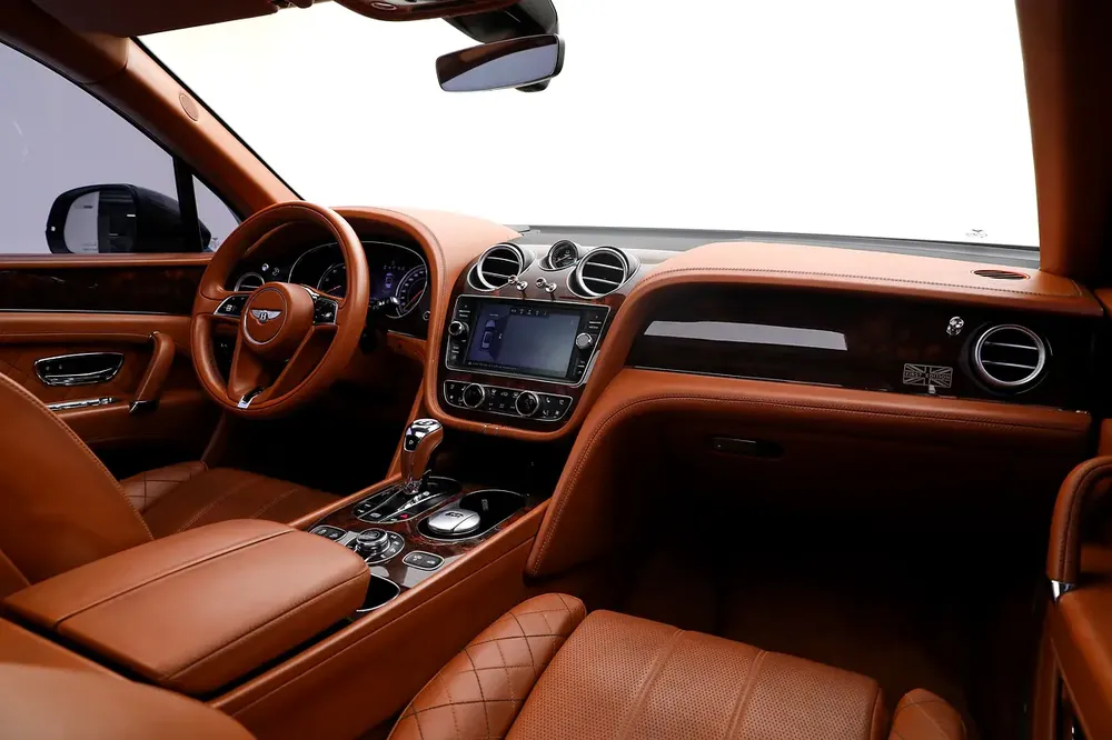 2017 Bentley Bentayga First Edition W12 | GCC Specs | Premium Comfort Features | Fully Maintained - Image 14