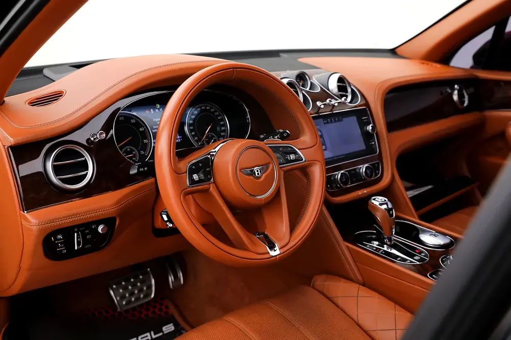 2017 Bentley Bentayga First Edition W12 | GCC Specs | Premium Comfort Features | Fully Maintained - Image 16
