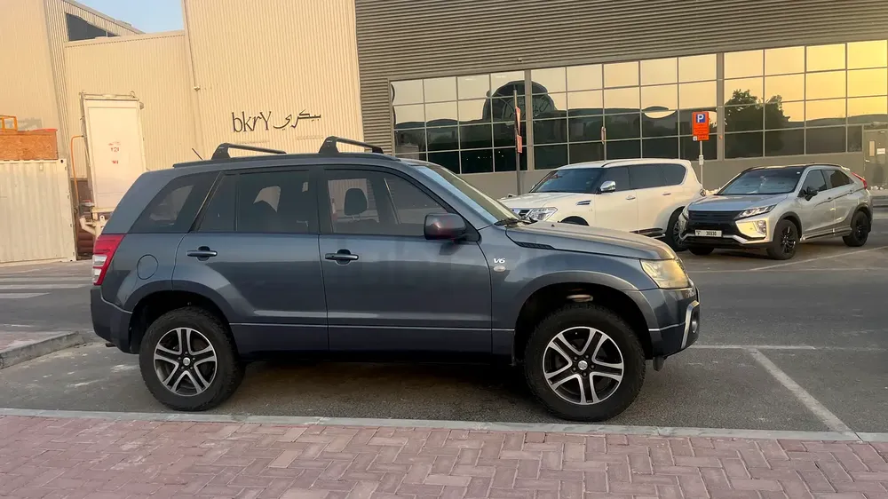 Suzuki Grand Vitara 2007 JLX | GCC Specs | Reliable 4x4 - Image 4