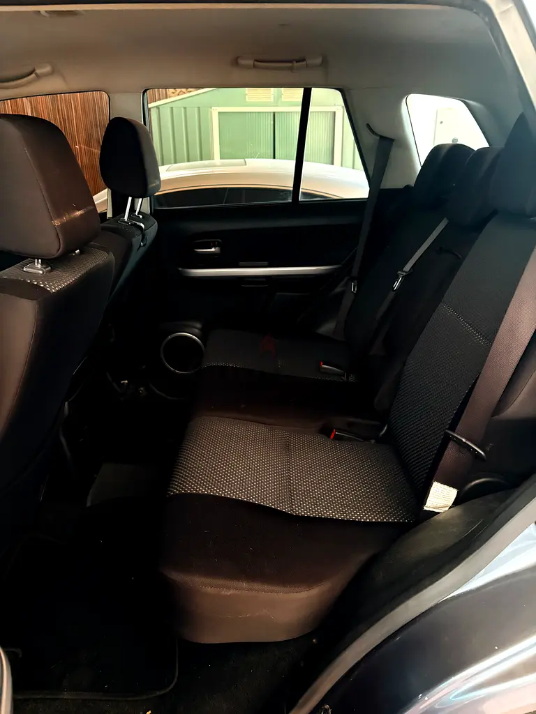 Suzuki Grand Vitara 2007 JLX | GCC Specs | Reliable 4x4 - Image 7