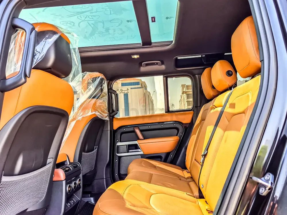 AED 5014/month | 2024 Land Rover Defender 110 HSE (P400) | GCC Specs | Ref#475124 - Image 14