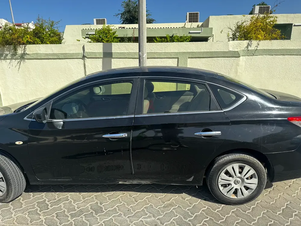 Nissan Sentra 2015 GCC Specs - Reliable and Fuel Efficient - Image 4