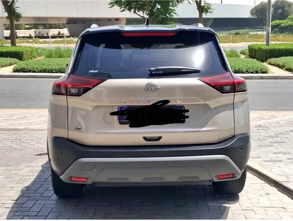 Nissan X-Trail SV 2023, GCC Specs, Like New - Image 6