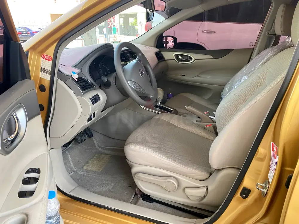 NISSAN TIIDA 2014 SV 1.8 L GCC SPECS VERY GOOD CONDITION CAR SALE - Image 13
