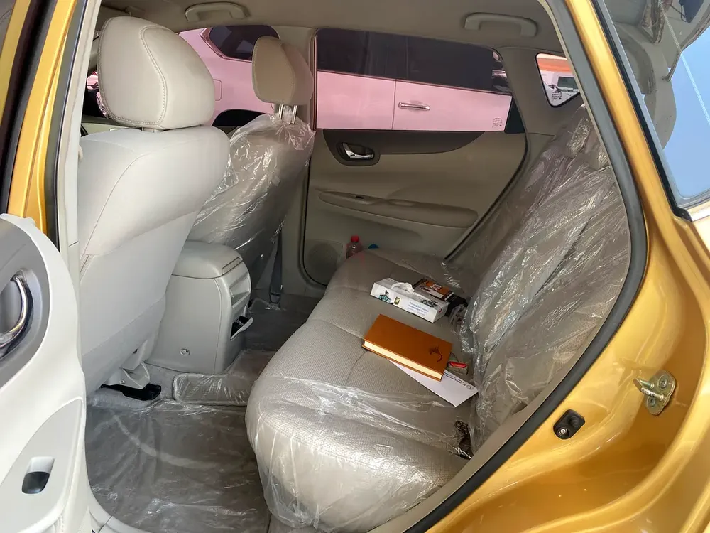 NISSAN TIIDA 2014 SV 1.8 L GCC SPECS VERY GOOD CONDITION CAR SALE - Image 14