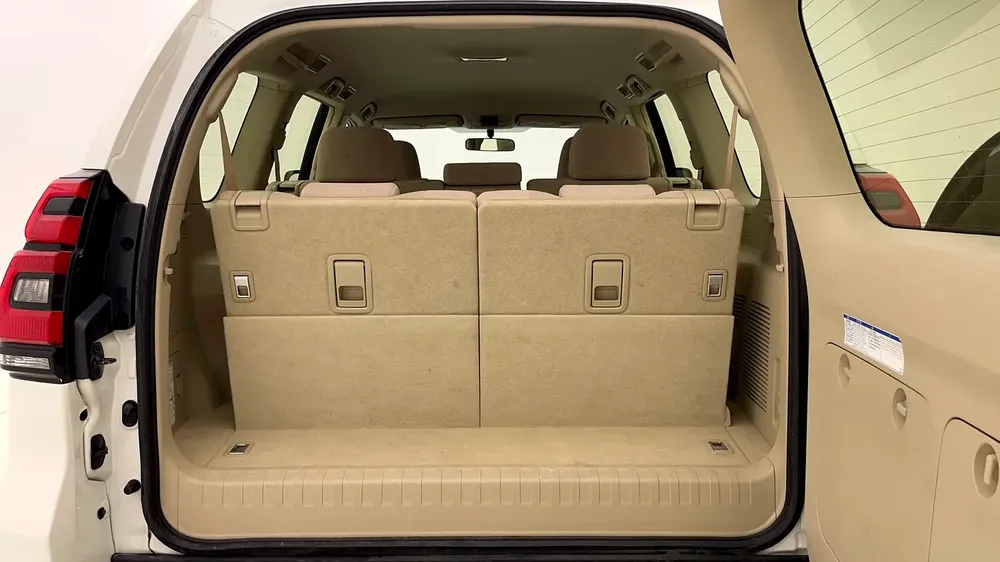 AED 2,023/m | 0 DP | Free 3 Months Warranty | Service History | TOYOTA LAND CRUISER PRADO 2023 - Image 11