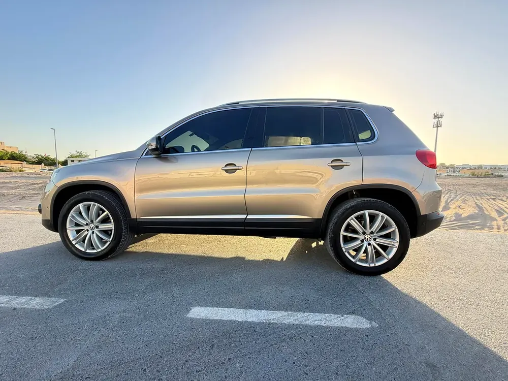 2014 Volkswagen Tiguan SEL GCC Specs - Top Condition - Image 10