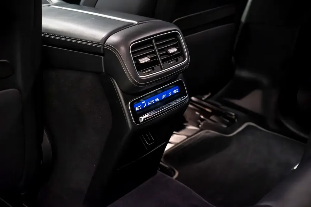 Mercedes-Benz GLE 63 S AMG Coupe 4Matic Plus 2021, GCC Specs - Image 19