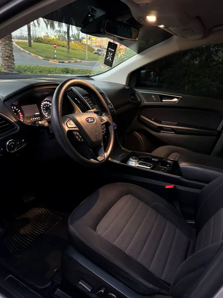 Ford Edge Limited 2019 - GCC Specs - Excellent Condition - Image 18