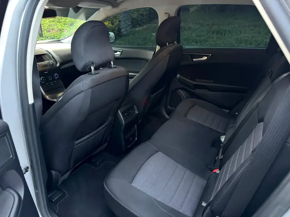 Ford Edge Limited 2019 - GCC Specs - Excellent Condition - Image 6