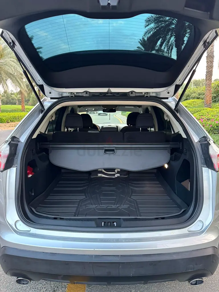 Ford Edge Limited 2019 - GCC Specs - Excellent Condition - Image 7