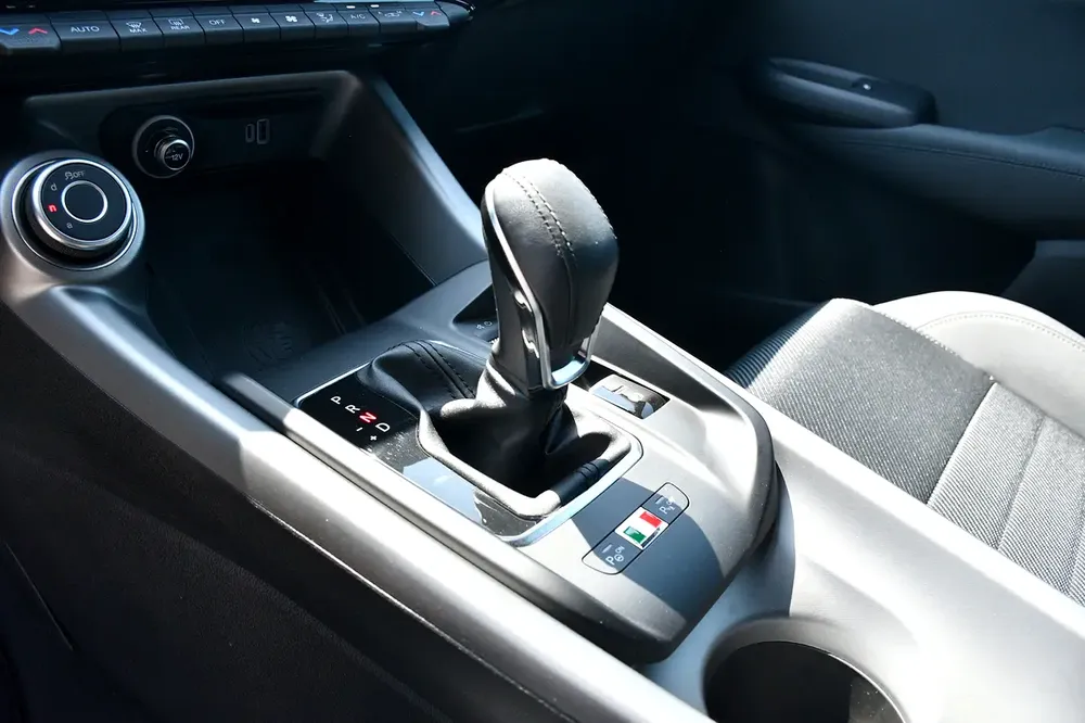 AED 1,838 / Month | Alfa Romeo | Tonale Ti | 2024 | Warranty and Service | Service History - Image 15