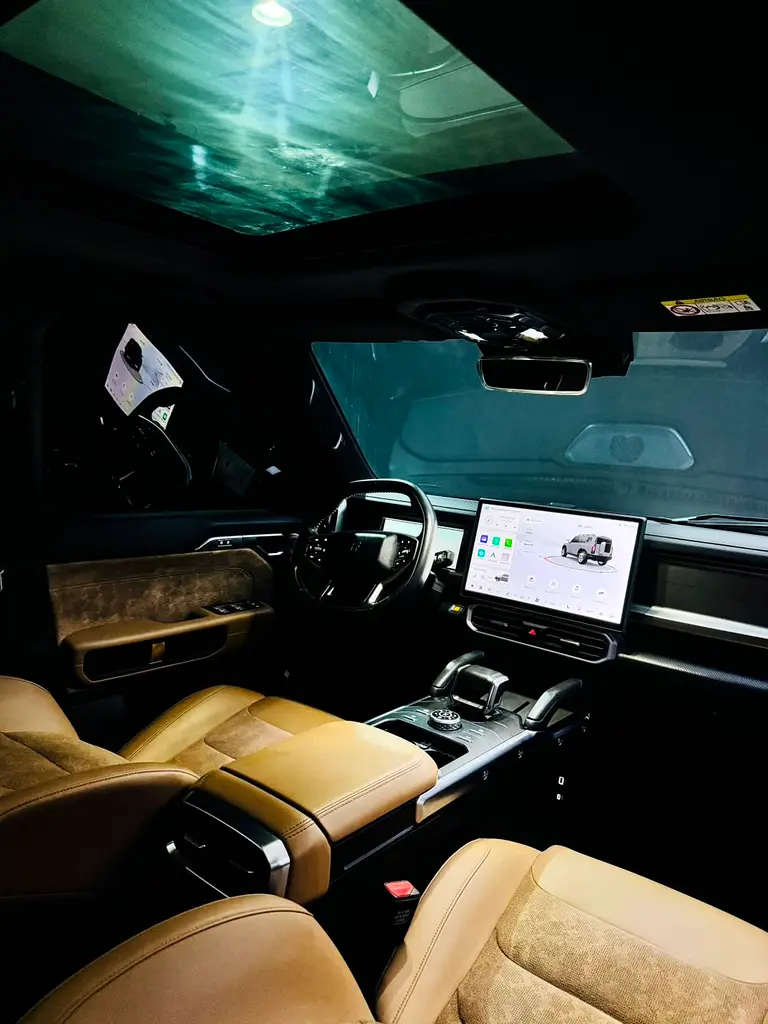 Jetour T2 Luxury Plus 2025 GCC Specs - Image 12