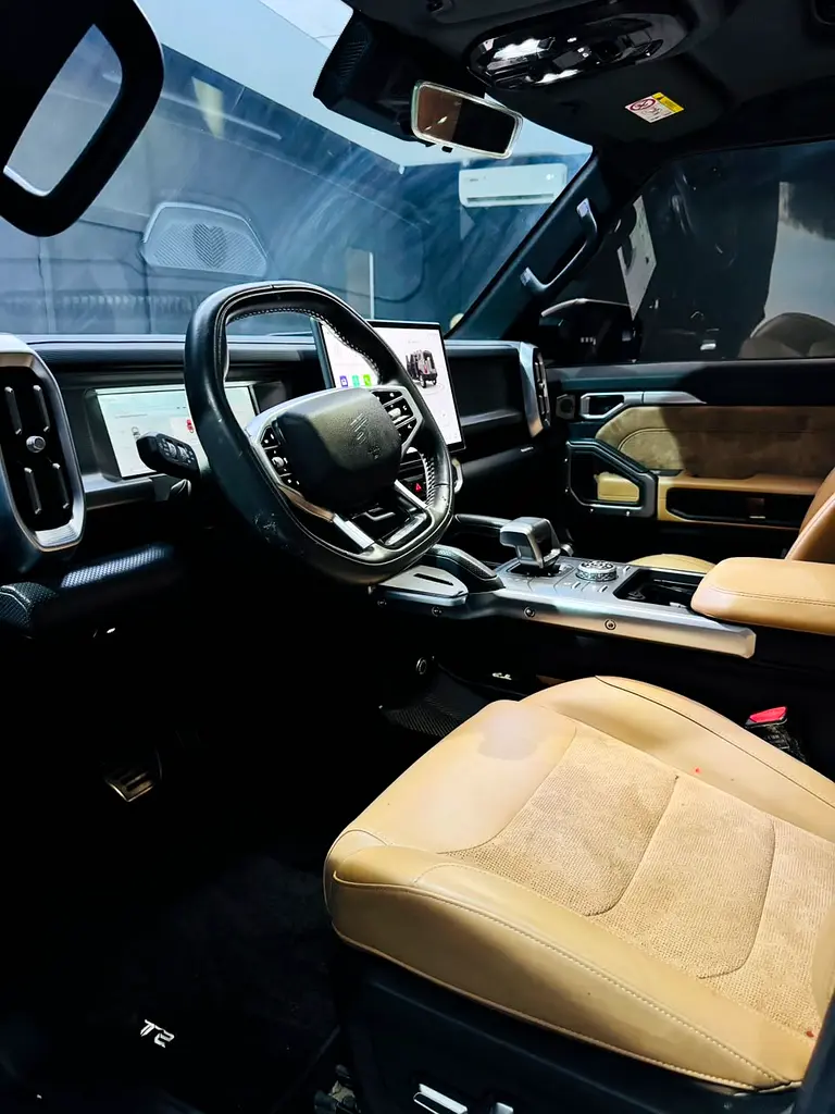 Jetour T2 Luxury Plus 2025 GCC Specs - Image 9