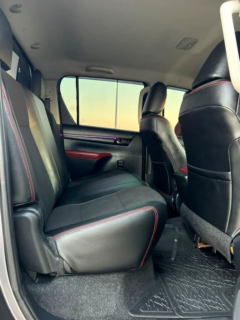 2021 toyota hilux revolution edition - off road package - full option  - BullBar 2.7L V4 - AWD 4x4 - Image 15