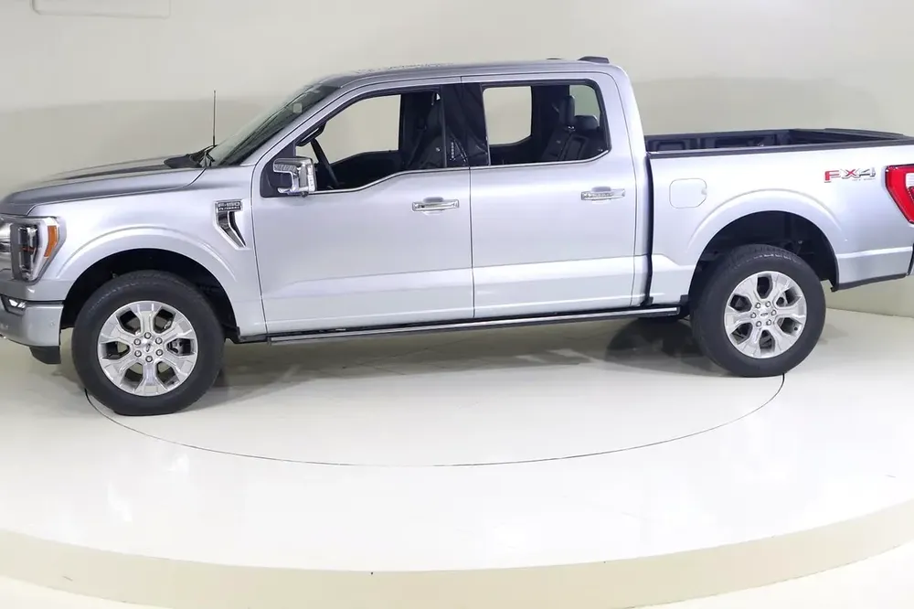 1823EW F150 PLATINUM CREW 145 3.5L ECOBOOST AT LTHR W/O NAVIGATION - Image 5