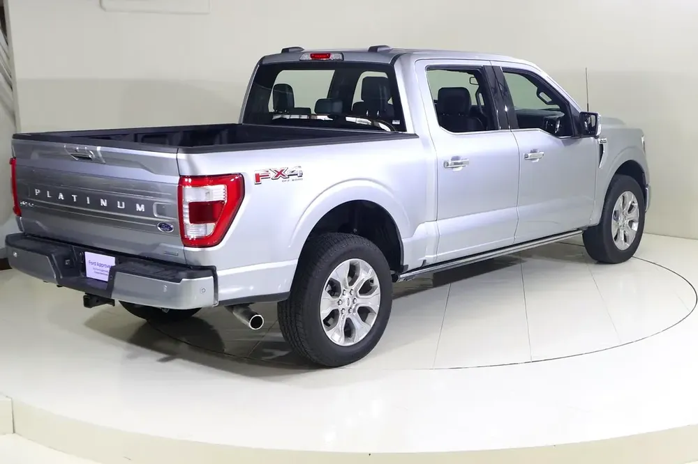 1823EW F150 PLATINUM CREW 145 3.5L ECOBOOST AT LTHR W/O NAVIGATION - Image 8
