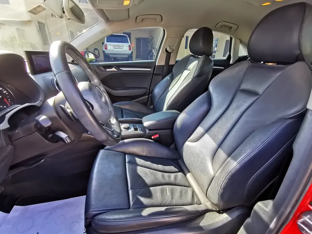 Audi A3 30TFSI 2015 low mileage first owner - Image 12