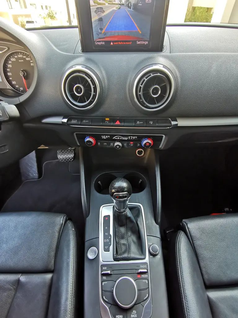 Audi A3 30TFSI 2015 low mileage first owner - Image 16