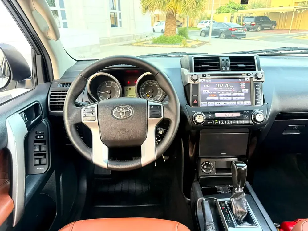 2017 GCC Toyota Prado VXR • 2.7L 4Cylinder • IMMACULATE CONDITION! - Image 16