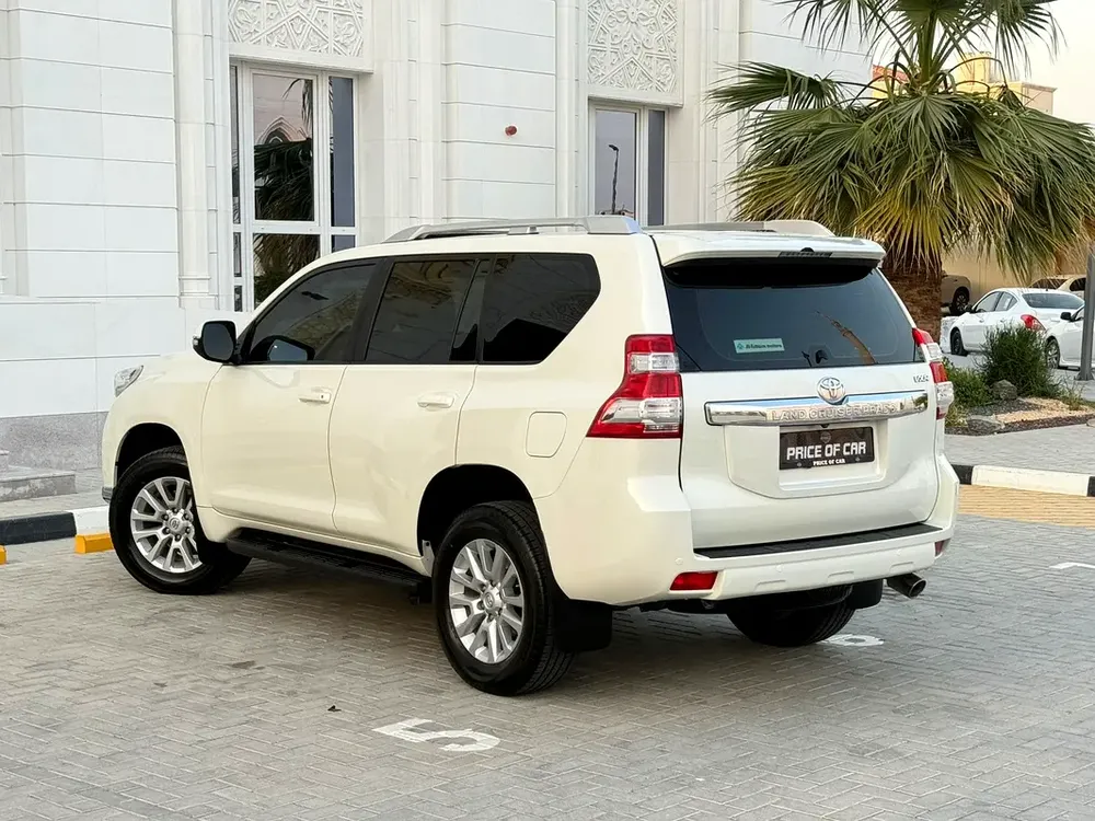 2017 GCC Toyota Prado VXR • 2.7L 4Cylinder • IMMACULATE CONDITION! - Image 6