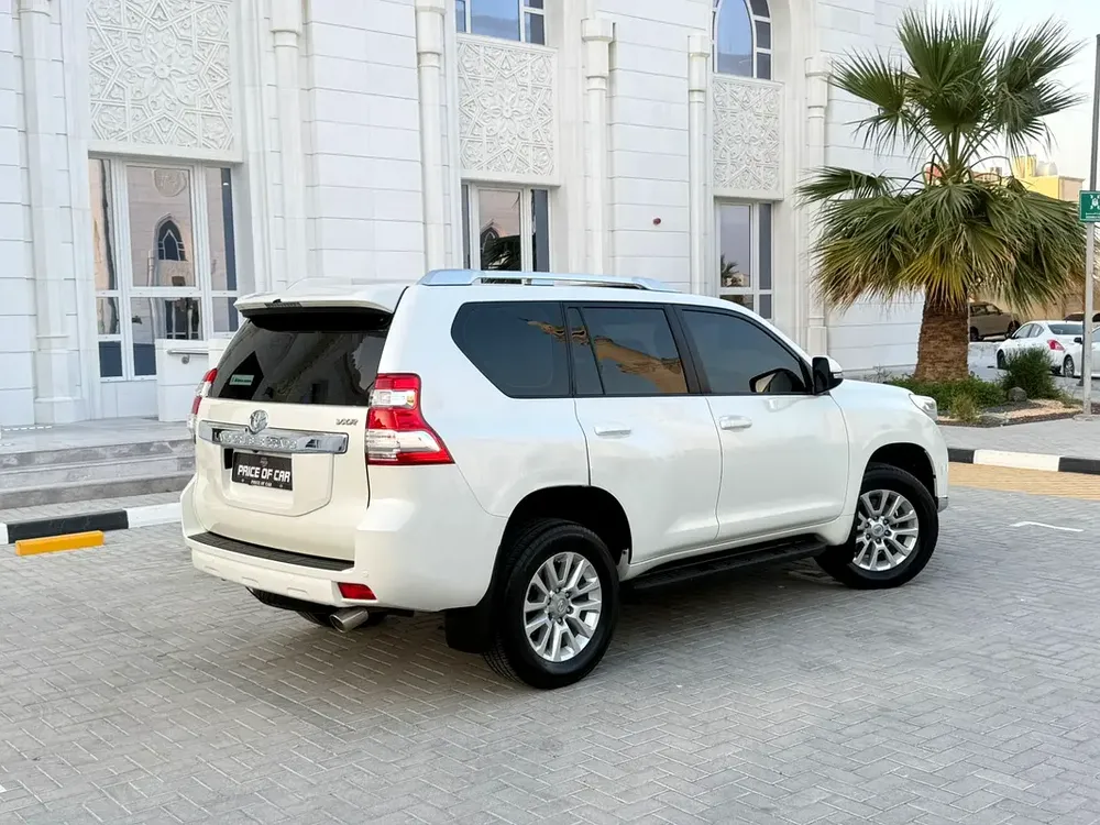 2017 GCC Toyota Prado VXR • 2.7L 4Cylinder • IMMACULATE CONDITION! - Image 7