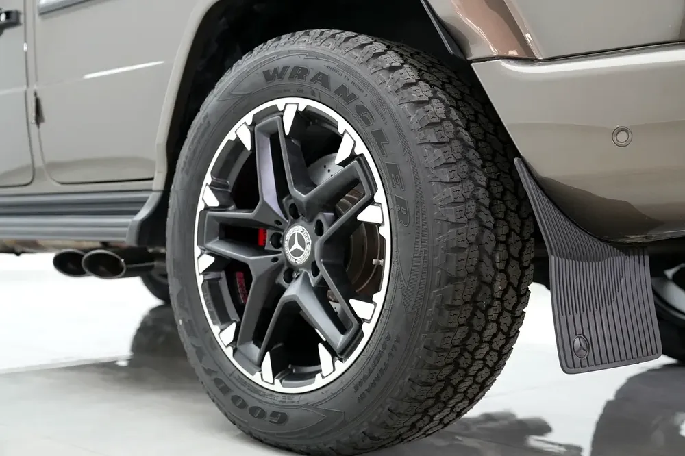 2023 G63 AMG - ADVENTURE KIT | OFF-ROAD WHEELS | DOUBLE NIGHT PACKAGE | BRAND NEW CONDITION - Image 10