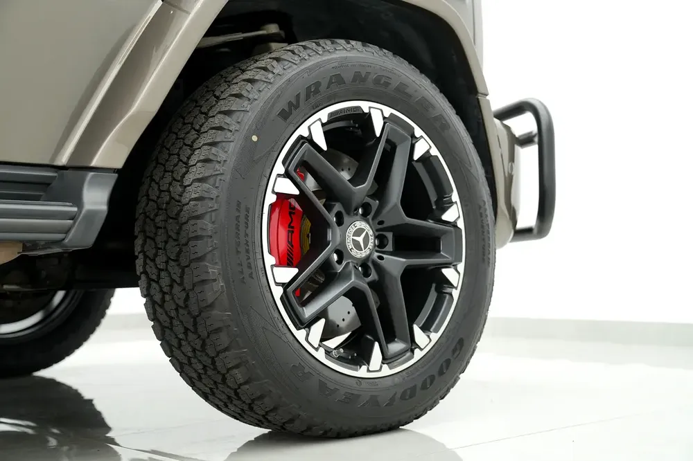 2023 G63 AMG - ADVENTURE KIT | OFF-ROAD WHEELS | DOUBLE NIGHT PACKAGE | BRAND NEW CONDITION - Image 9