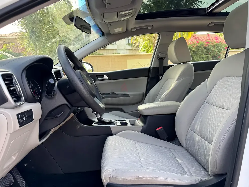 Gcc Kia Sportage 2021 Full Option | Panoramic Roof - Image 13
