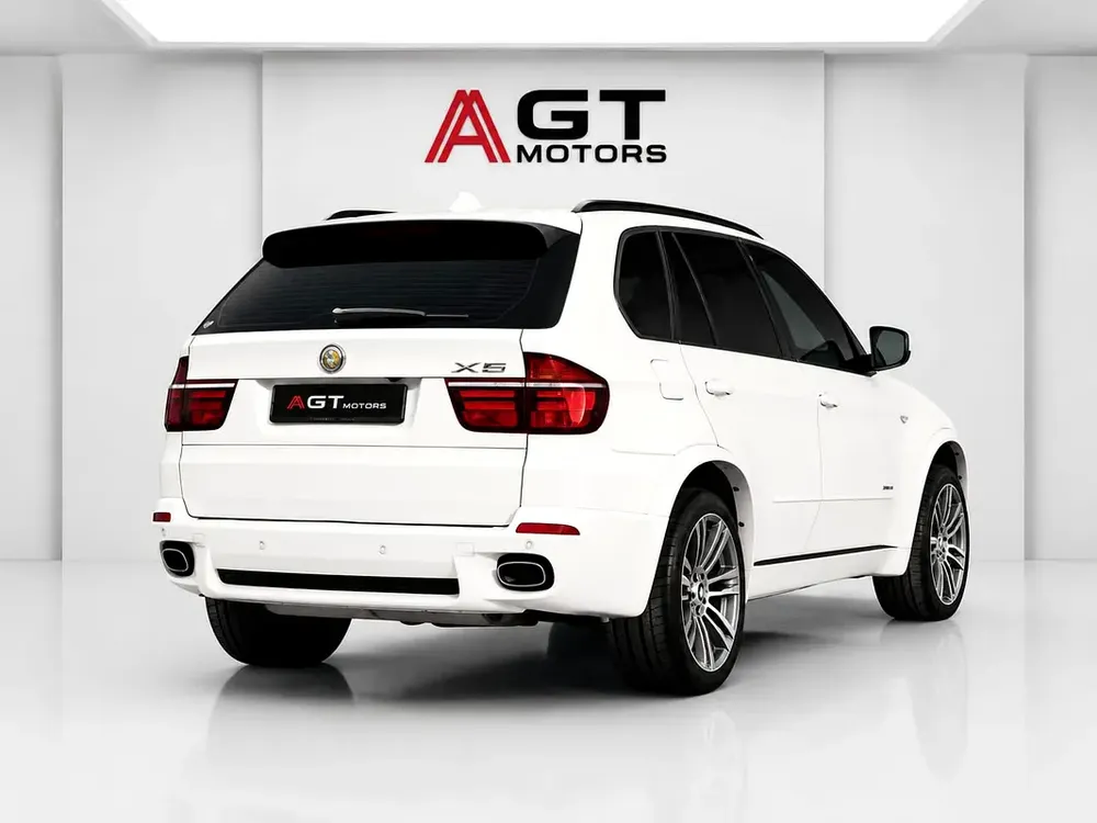 BMW X5 xDrive50i M Sport 2012 GCC Specs- Fully serviced - Price including Insurance and Registration - Image 7