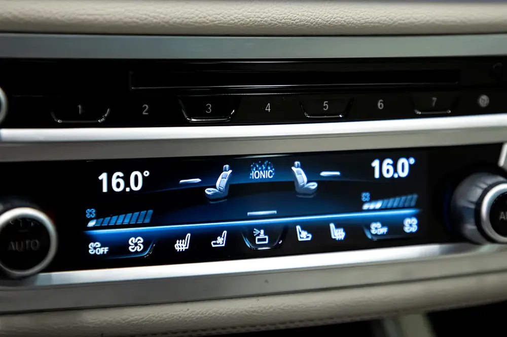 2022 |  BMW 730Li 2.0L | GCC Specifications | WARRANTY | FULL OPTION | EXCELLENT CONDITION | - Image 15