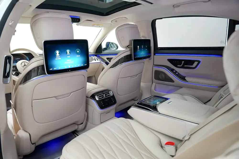Mercedes-Benz S-Class S 63 AMG 2024 White Matt Original Full Loaded - Image 9