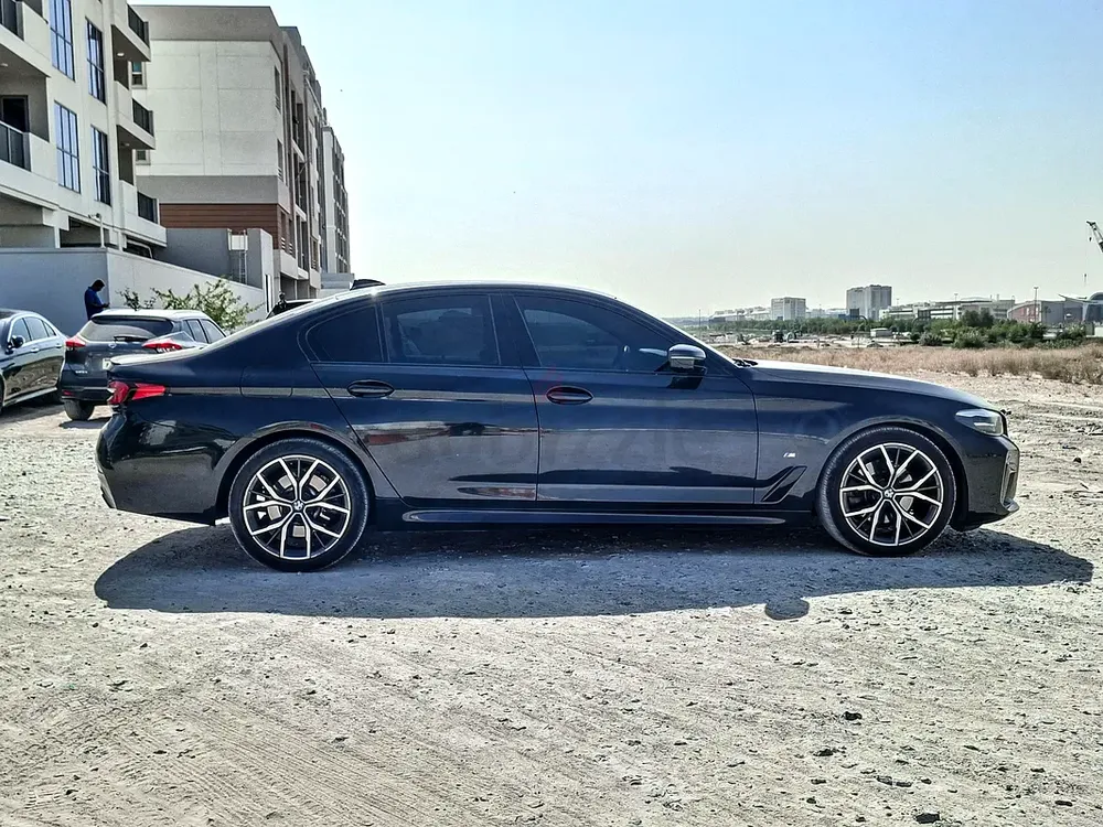 AED 1824/month | 2022 BMW 5-Series 530i M Sport | GCC Specs | Ref#472393 - Image 4