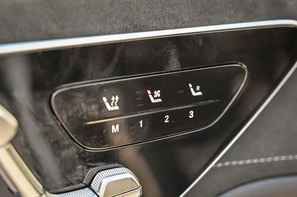 AED 3951/month | 2022 Mercedes-Benz EQS 580 4Matic | GCC Specs | Ref#391682 - Image 17