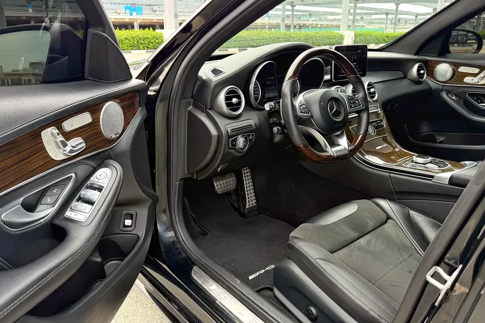 Mercedes-Benz C63 S AMG 2017 | American Specification | Single Owner in UAE. - Image 11