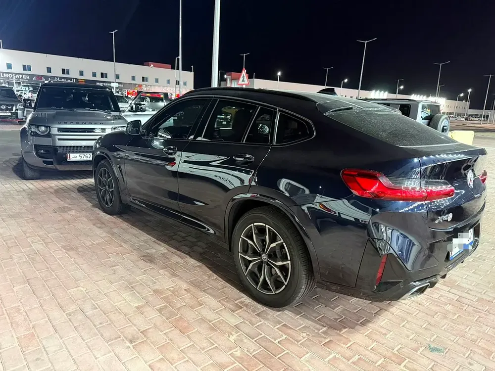2023| BMW X4 xDrive 30i GCC - Image 4